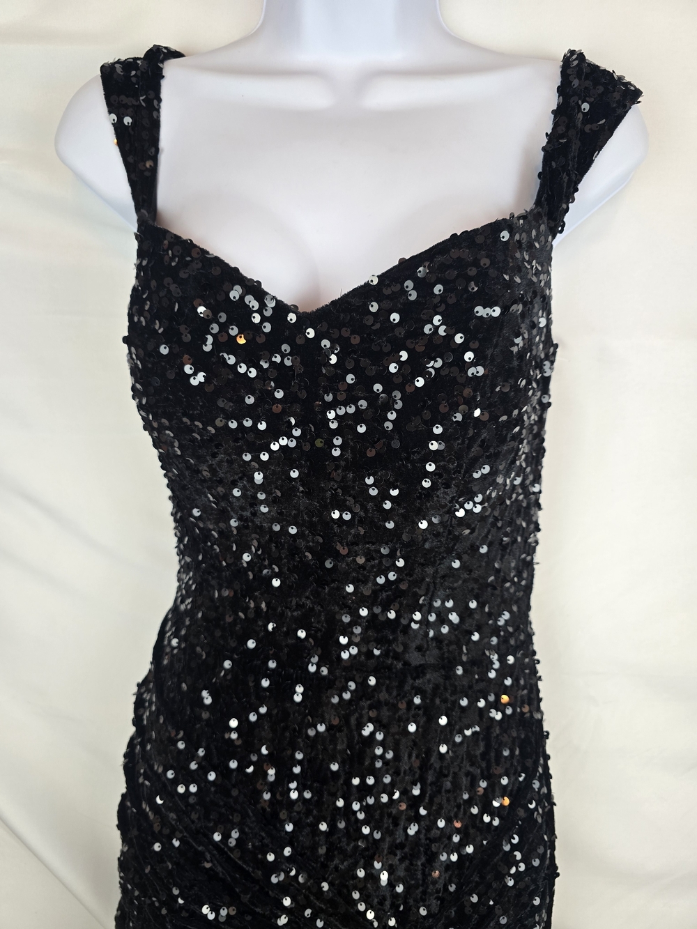 Black Sequin Sleeveless Evening Dress